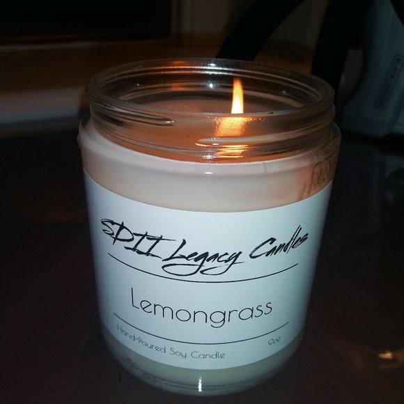 Brand New!! Lemongrass Scented Candles (Organza) - Picture 3 of 5